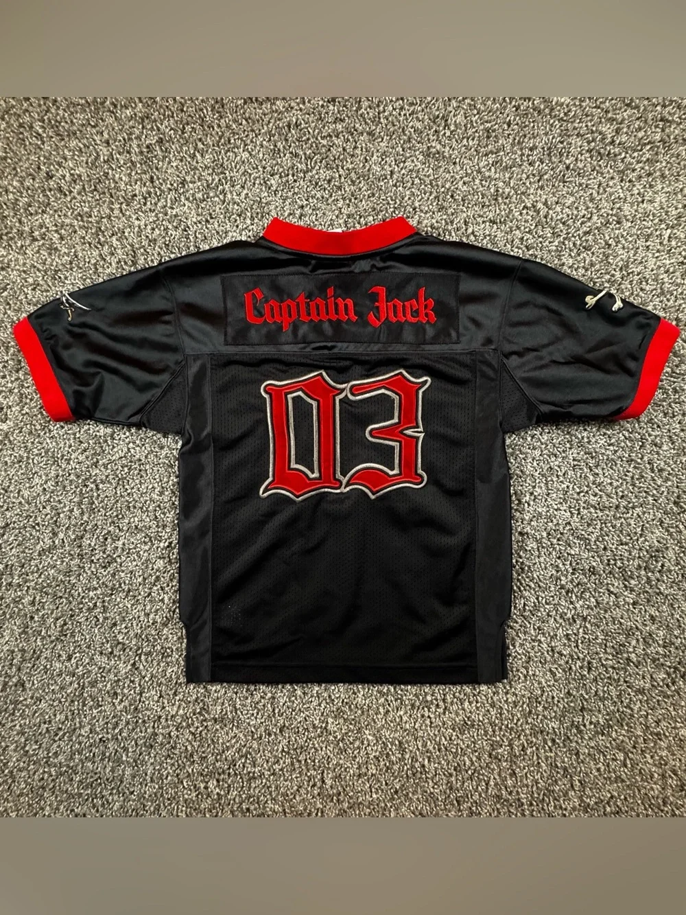 VTG WDW Kids Youth Medium 7/8 Pirates of the Caribbean Jersey Captain Jack 03